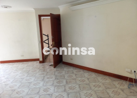 Imagen de Apartamento en arriendo en Antioquia, MEDELLÍN, LAURELES