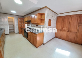 Imagen de Apartamento en arriendo en Antioquia, MEDELLÍN, LAURELES