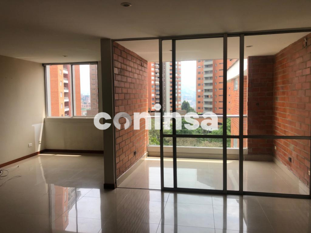 Apartamento en Arriendo en LOMA DE LAS BRUJAS Imagen de apartamento 1