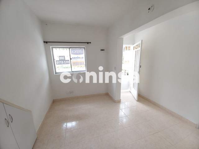 Apartamento en Arriendo en VILLA HERMOSA Imagen de apartamento 2