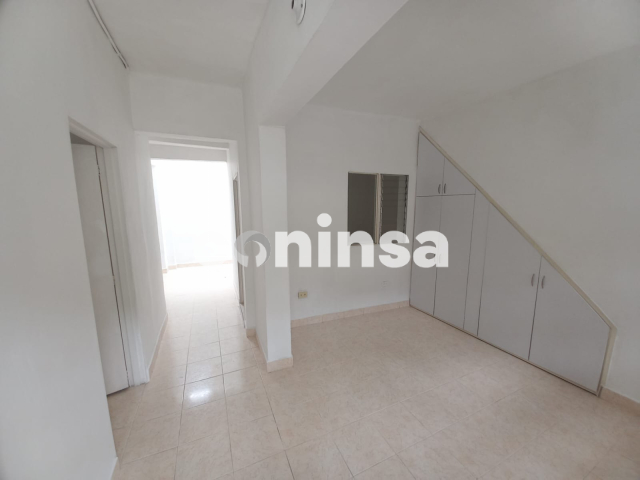 Apartamento en Arriendo en VILLA HERMOSA Imagen de apartamento 3