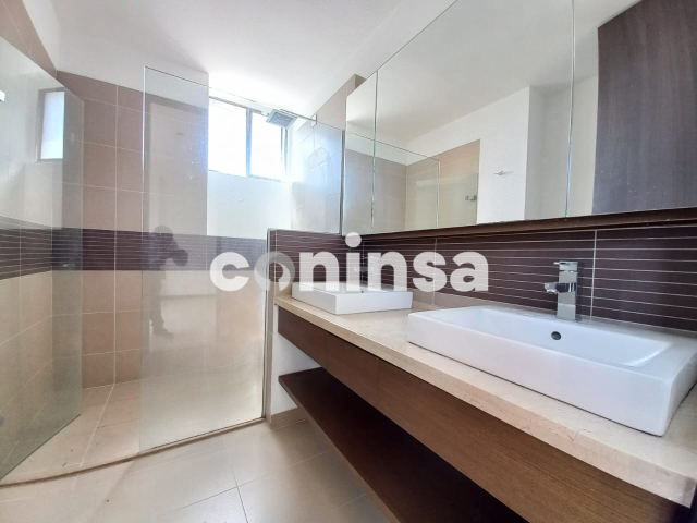 Apartamento en Arriendo en EL POBLADO Imagen de Apartamento 13