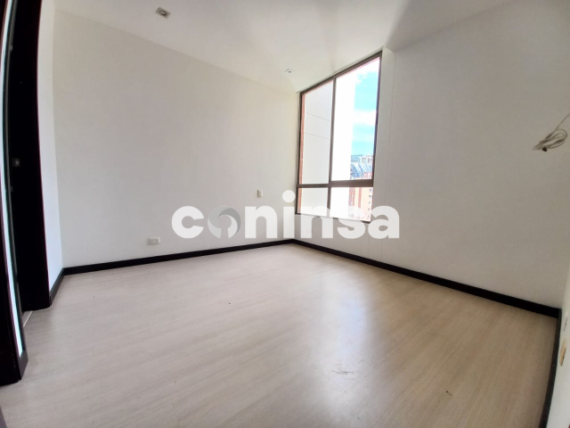 Apartamento en Arriendo en EL POBLADO Imagen de Apartamento 17