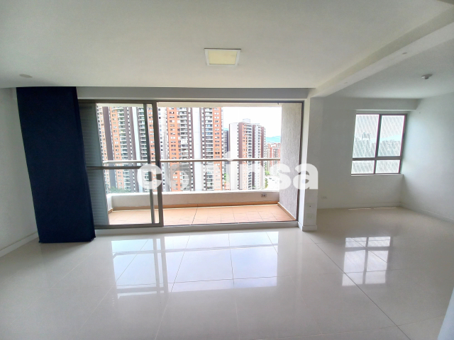 Apartamento en Arriendo en LOMA DE LOS BERNAL Imagen de apartamento 2