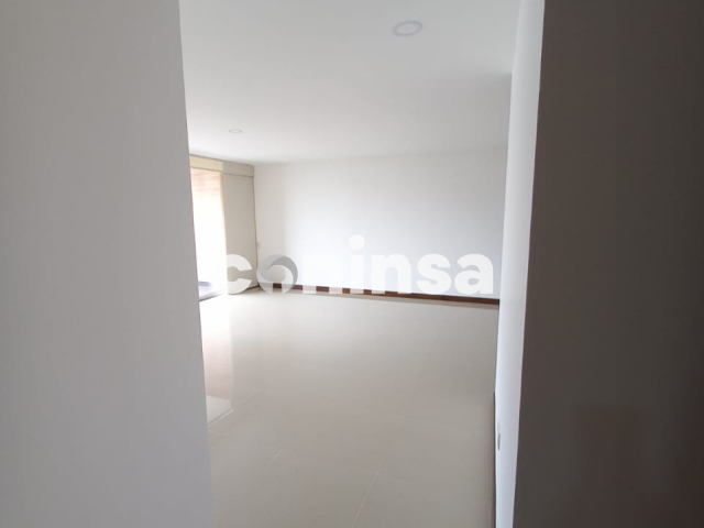 Apartamento en Arriendo en CUMBRES Imagen de Apartamento 7