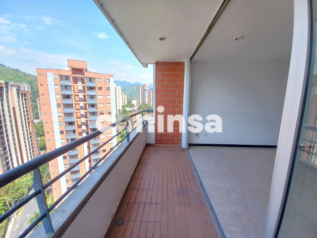 Apartamento en Arriendo en LOMA DE LOS BERNAL Imagen de apartamento 2