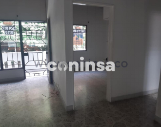 Imagen de Casa en arriendo en Antioquia, MEDELLÍN, LAURELES